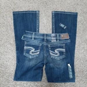 Silver Suki Jeans 31x34